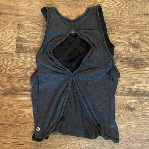 lululemon athletica Tops - EUC Lululemon two-in-one tank🙌